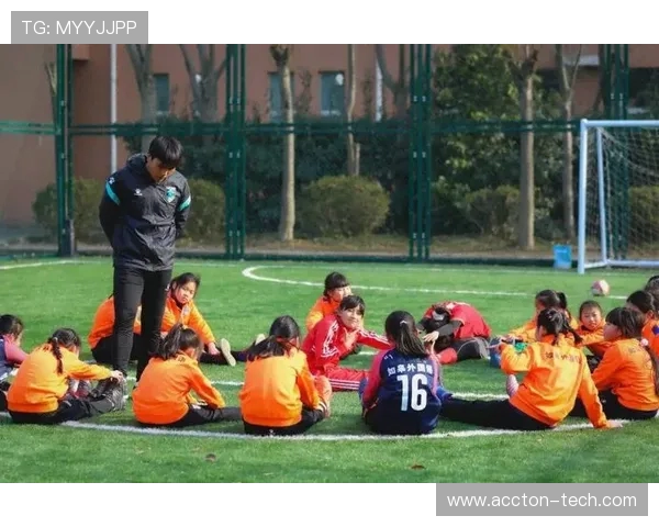 足球俱乐部的崛起与未来发展趋势探索：从青训到全球化布局