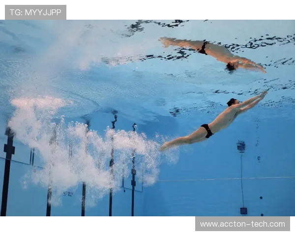 跳水运动的历史演变与技术创新:从竞技到艺术的跨越与发展 跳水运动的历史演变与技术创新:从竞技到艺术的跨越与发展