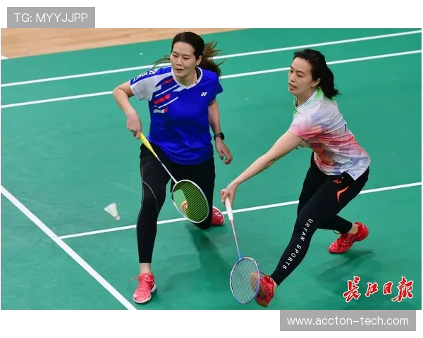 重庆羽毛球队与西安羽毛球队实力对比分析赛后复盘