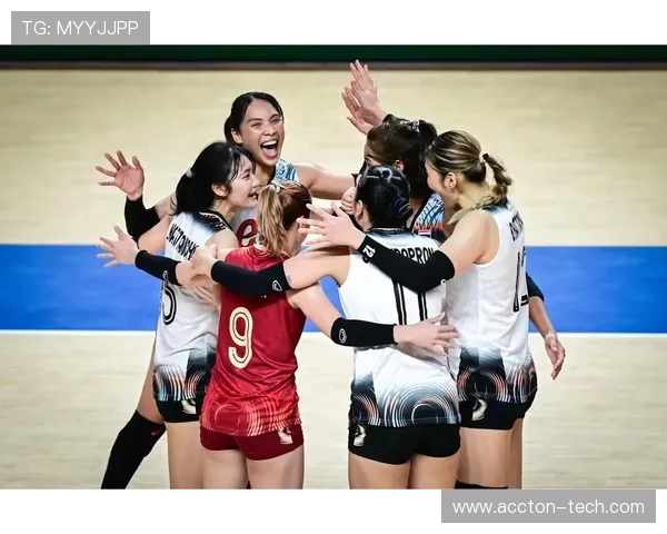 中国女排力克美国队晋级世锦赛决赛 展现出强大团队精神与技术实力