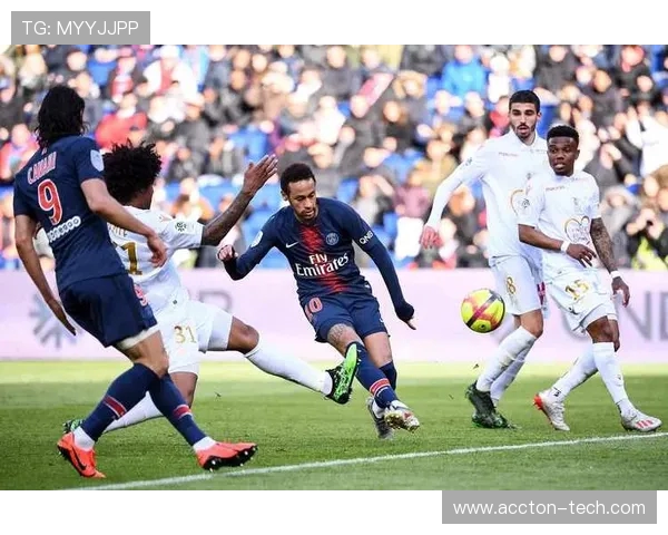 巴塞罗那迎战劲敌，豪华阵容力求全取三分争夺西甲冠军