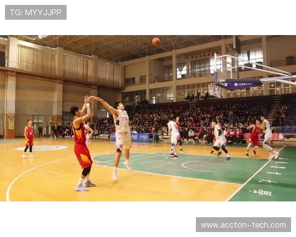 北京与广东篮球对决出场仪式盛况回顾与精彩瞬间分享 北京与广东篮球对决出场仪式盛况回顾与精彩瞬间分享